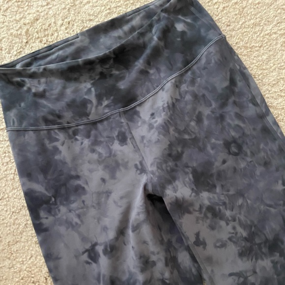 Lululemon Groove Pant - Picture 2 of 5